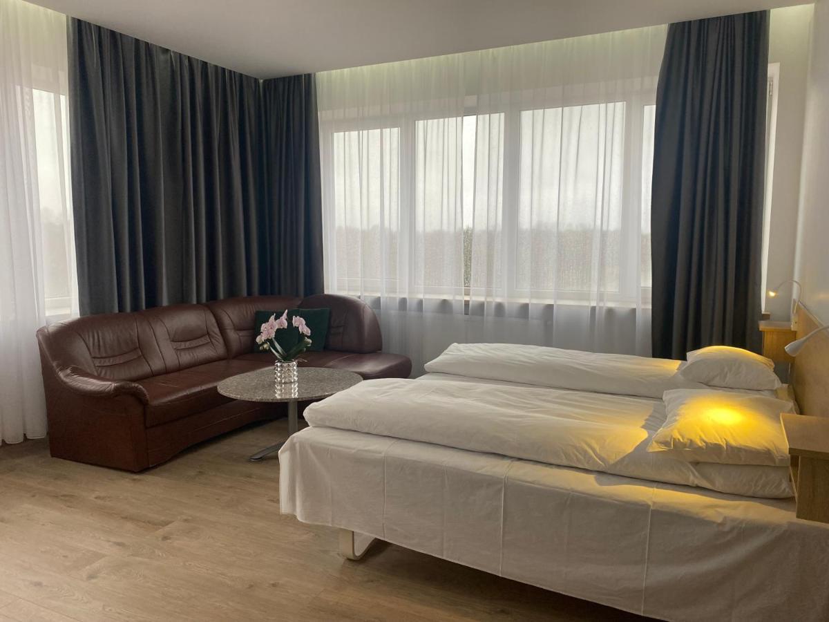 Viesbutis Banga Hotel Taurage Luaran gambar