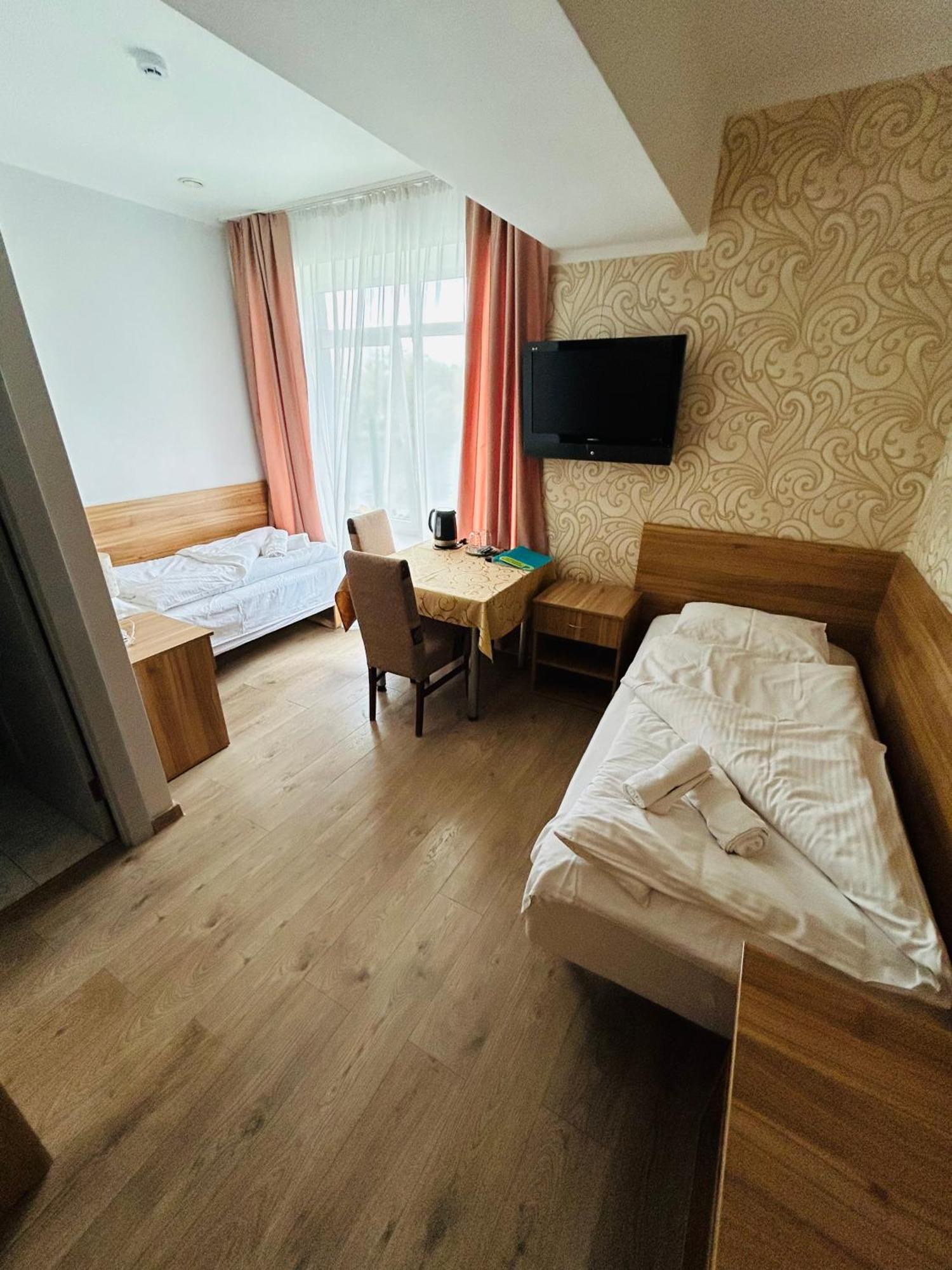 Viesbutis Banga Hotel Taurage Luaran gambar