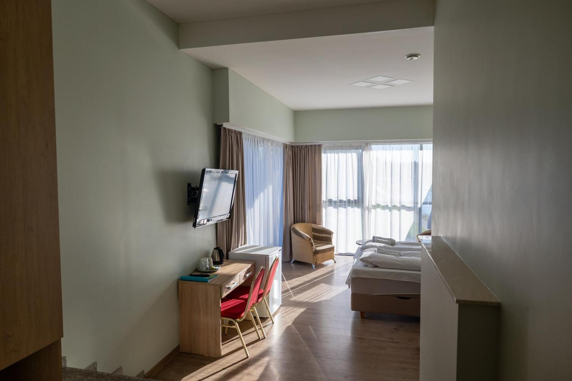 Viesbutis Banga Hotel Taurage Luaran gambar